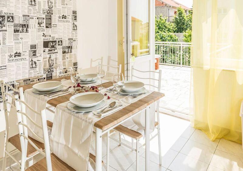 Apartments Tepavac Novi Vinodolski Eksteriør bilde