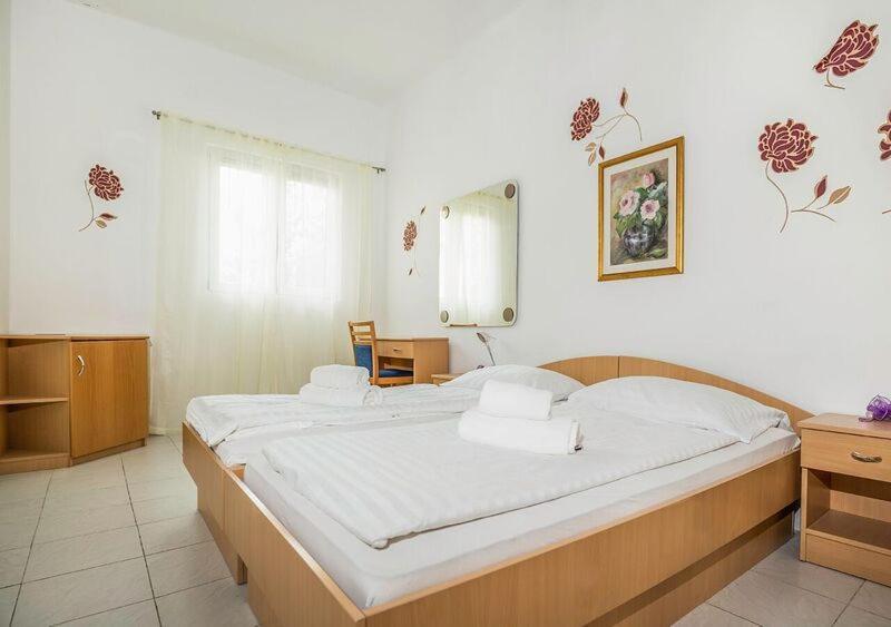 Apartments Tepavac Novi Vinodolski Eksteriør bilde