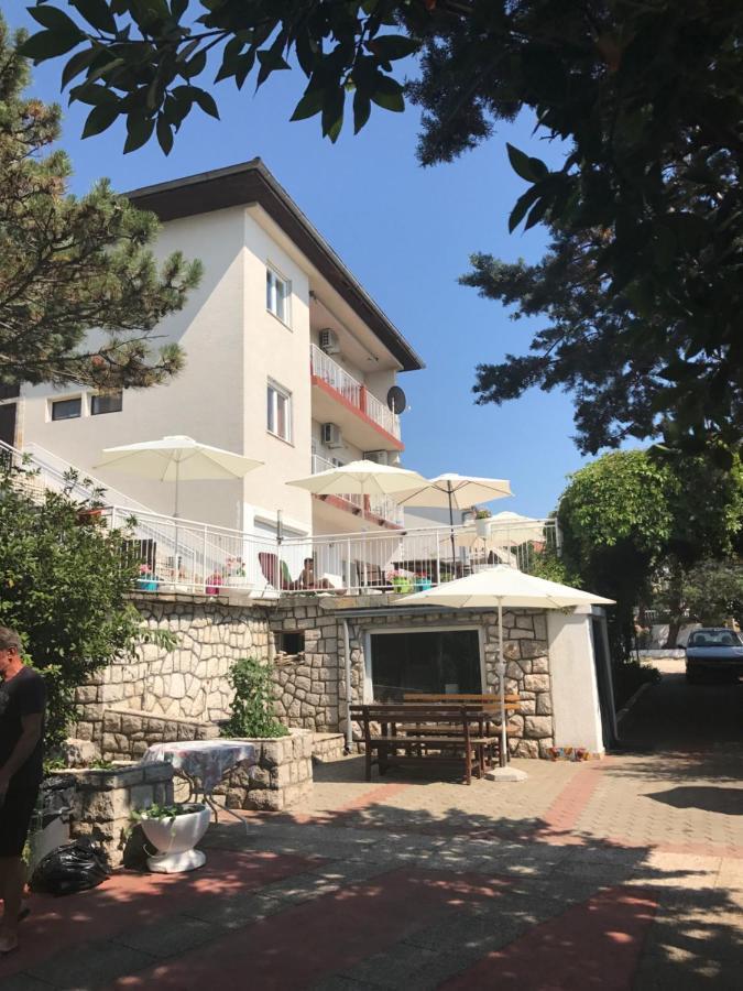 Apartments Tepavac Novi Vinodolski Eksteriør bilde