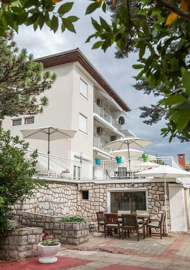Apartments Tepavac Novi Vinodolski Eksteriør bilde