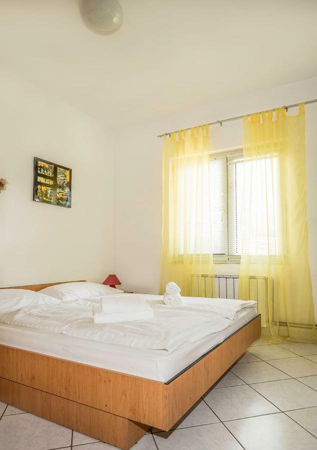 Apartments Tepavac Novi Vinodolski Eksteriør bilde