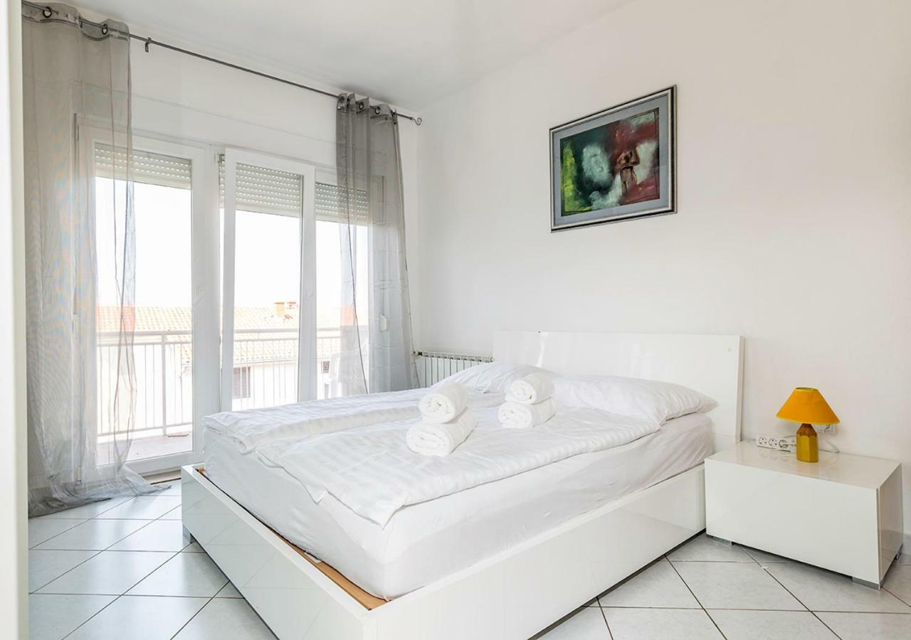 Apartments Tepavac Novi Vinodolski Eksteriør bilde